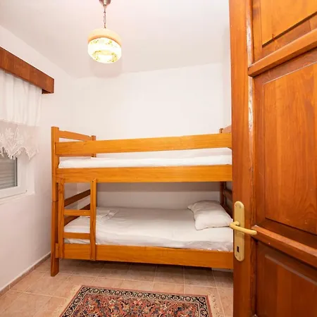 Comfy With Shared Pool And Terrace In Bodrum * Karabag
